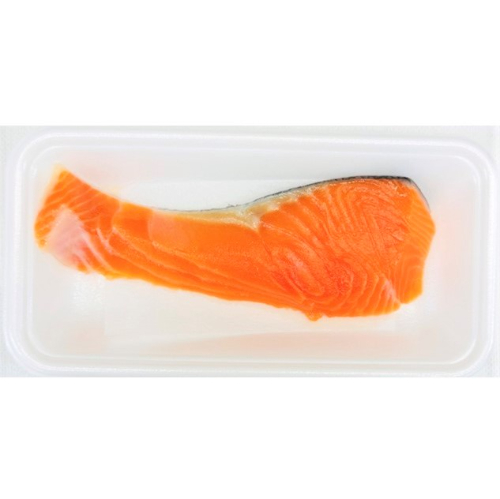 生銀さけ（養殖・解凍）切身　（１切・約７０ｇ） チリ産他